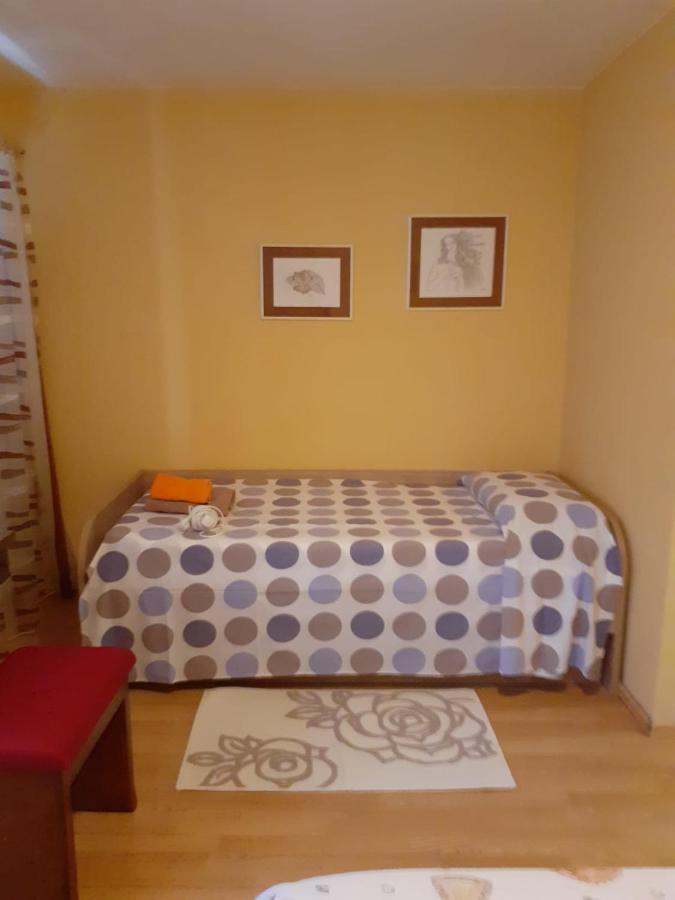 Apartment Villa Venezia Пераст Экстерьер фото